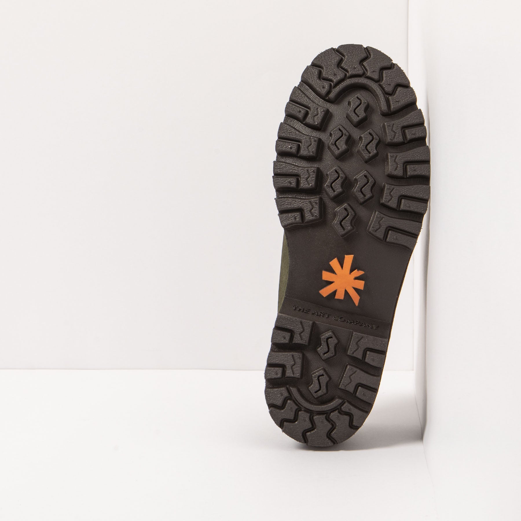 gid://shopify/Product/15785716351308_6