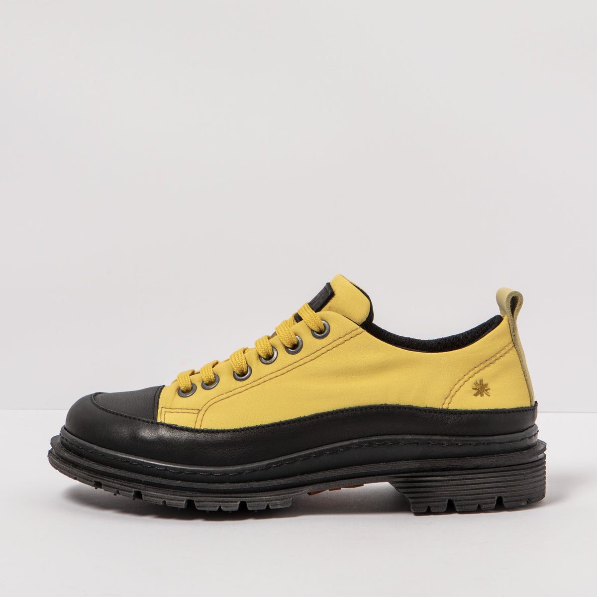 gid://shopify/Product/16171578229068_4