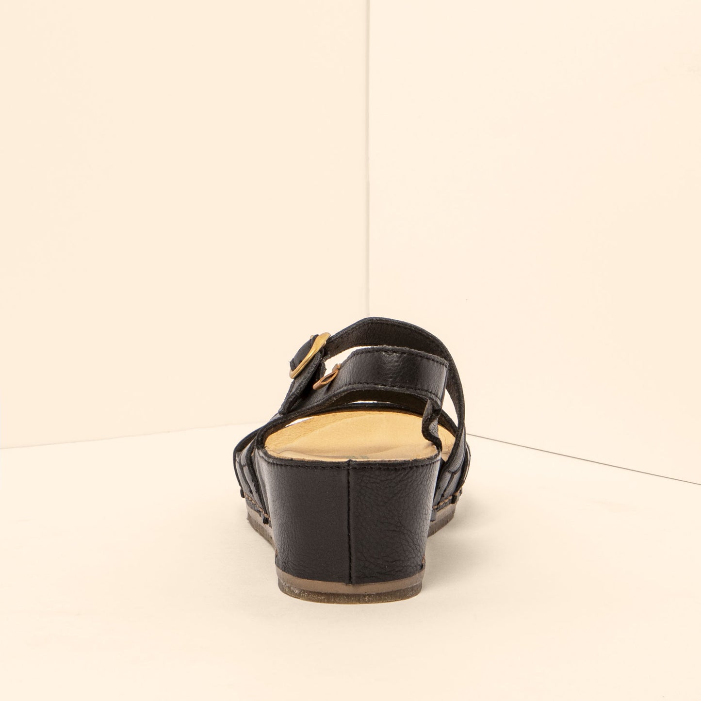 gid://shopify/Product/15700569063756_5