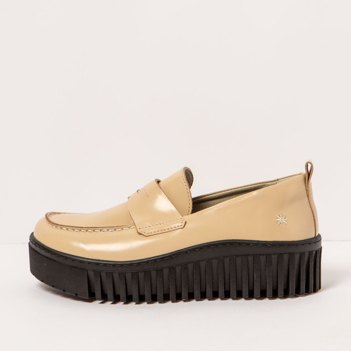 gid://shopify/Product/16172419449164_1