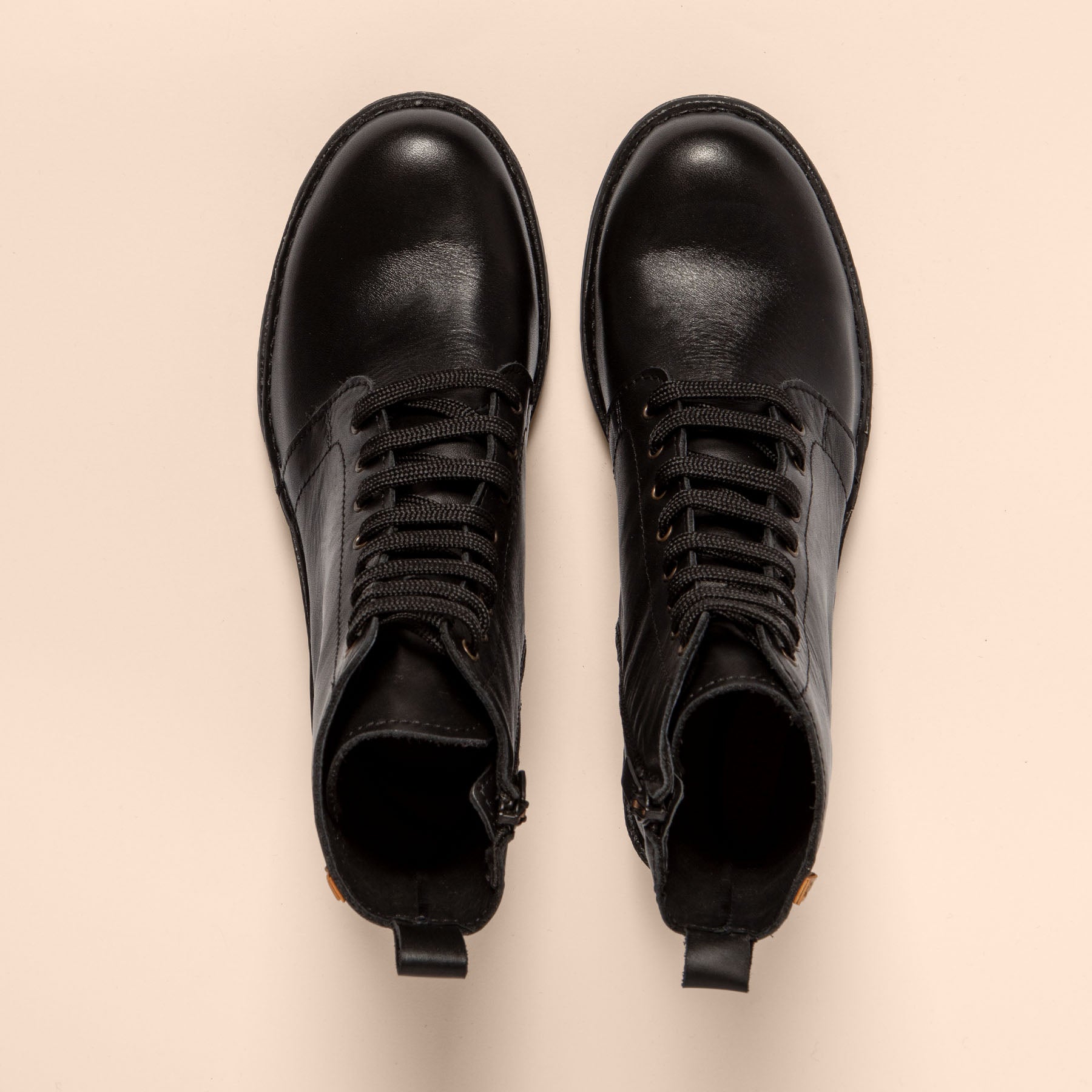 gid://shopify/Product/15700855030092_4