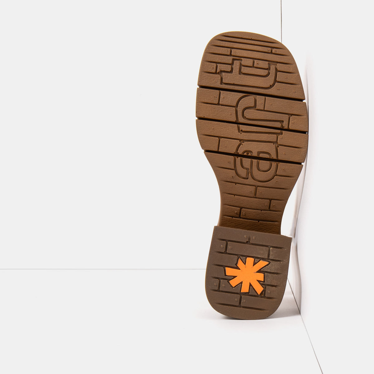 gid://shopify/Product/16173089423692_3