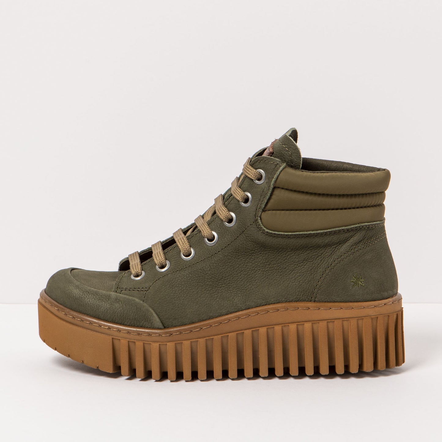 gid://shopify/Product/15785725133132_4