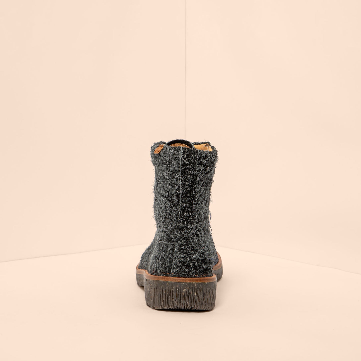 gid://shopify/Product/15700817543500_5