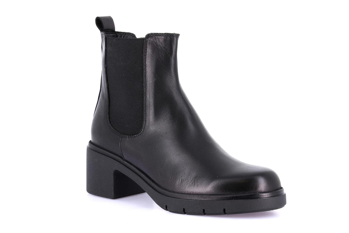 gid://shopify/Product/16106875912524_58822140559692