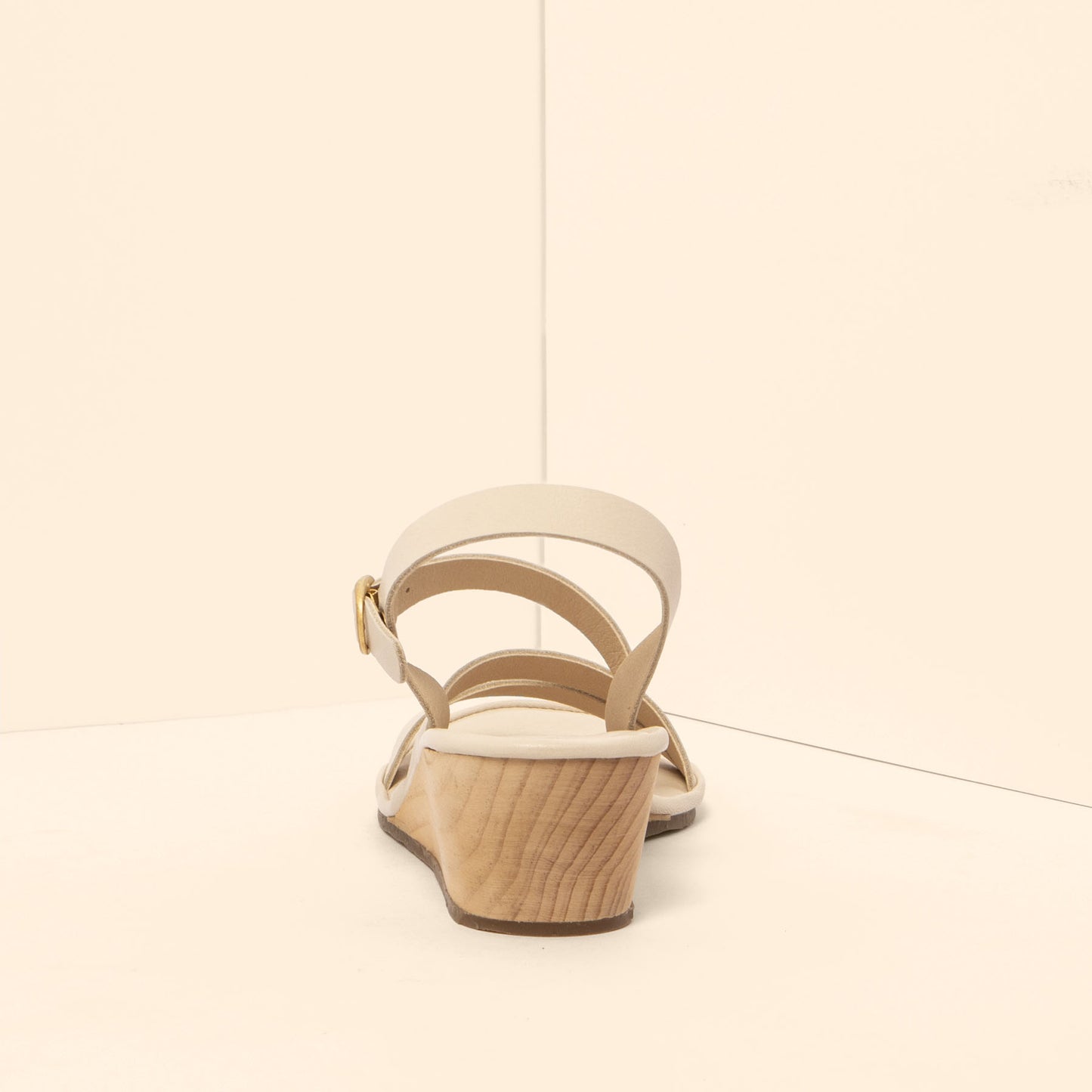 gid://shopify/Product/15700721500492_5
