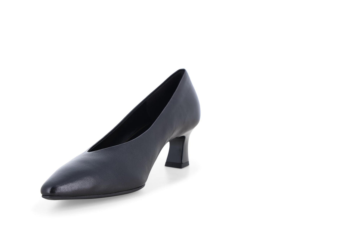 gid://shopify/Product/16118107013452_3