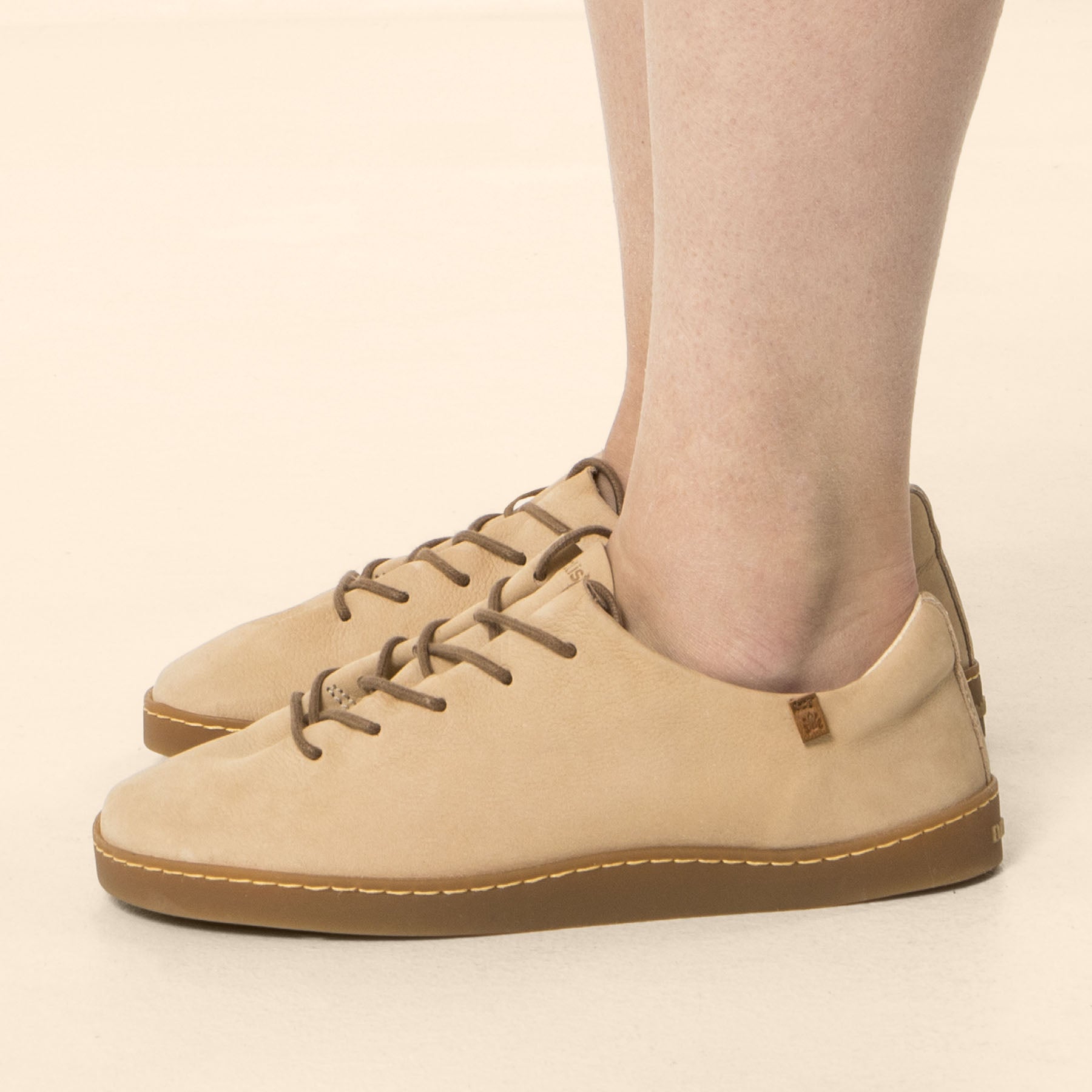 gid://shopify/Product/15700630208844_1