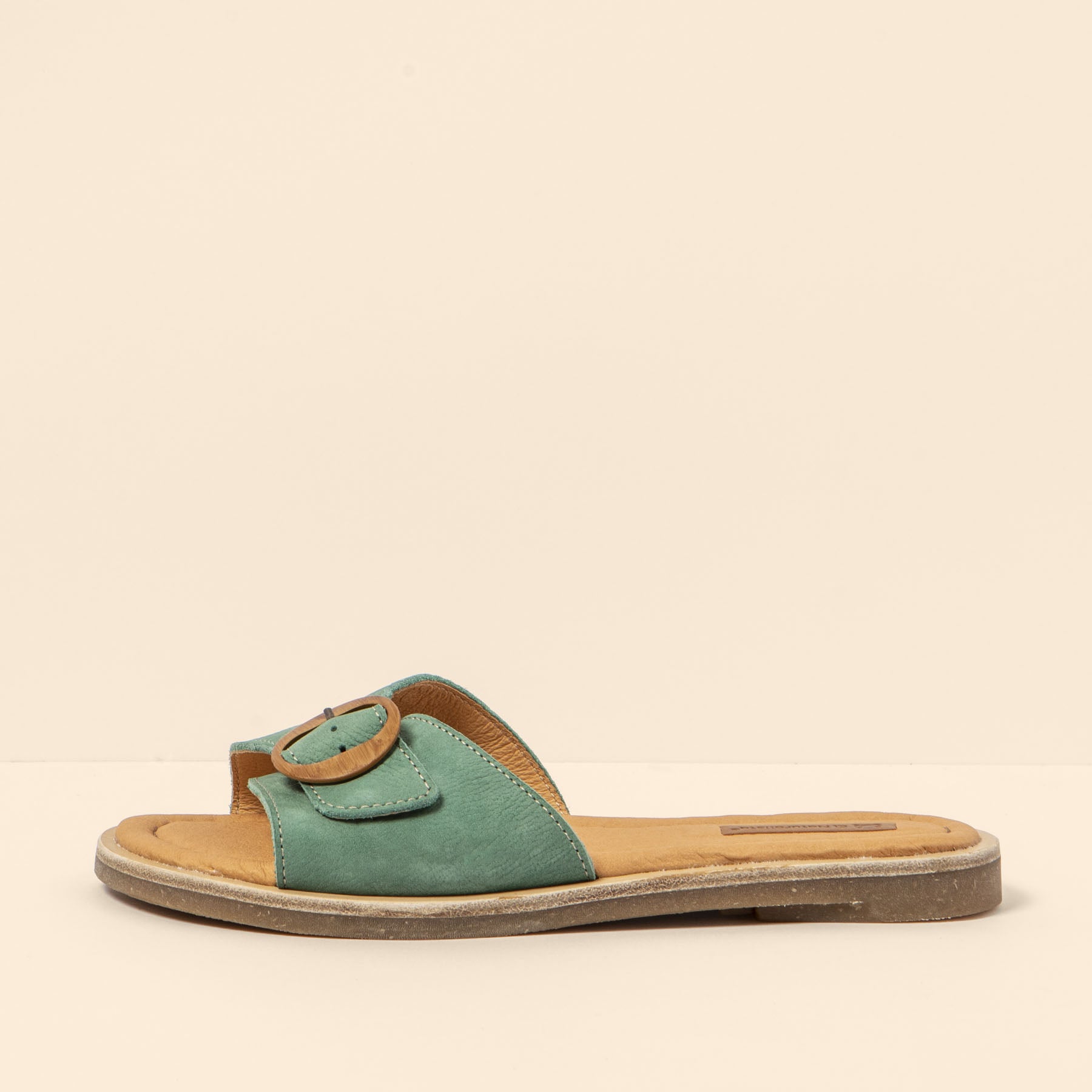 gid://shopify/Product/15700051493196_4