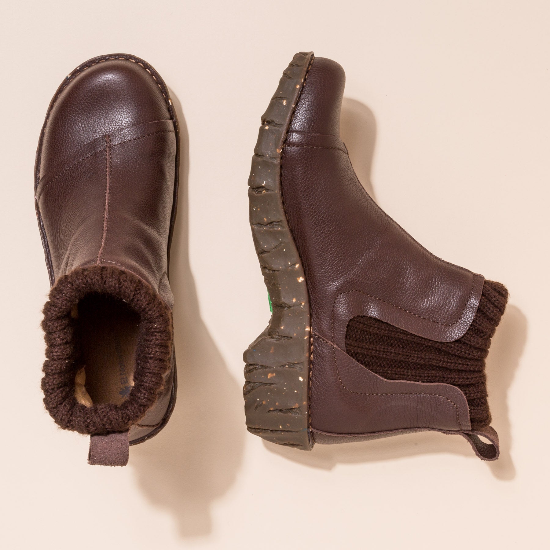 gid://shopify/Product/15700297220428_4