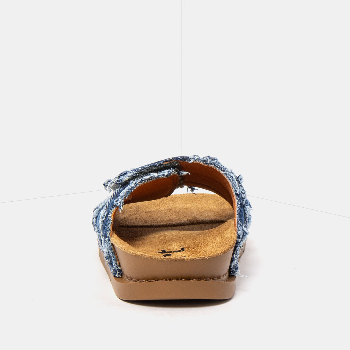 gid://shopify/Product/16173077692748_5
