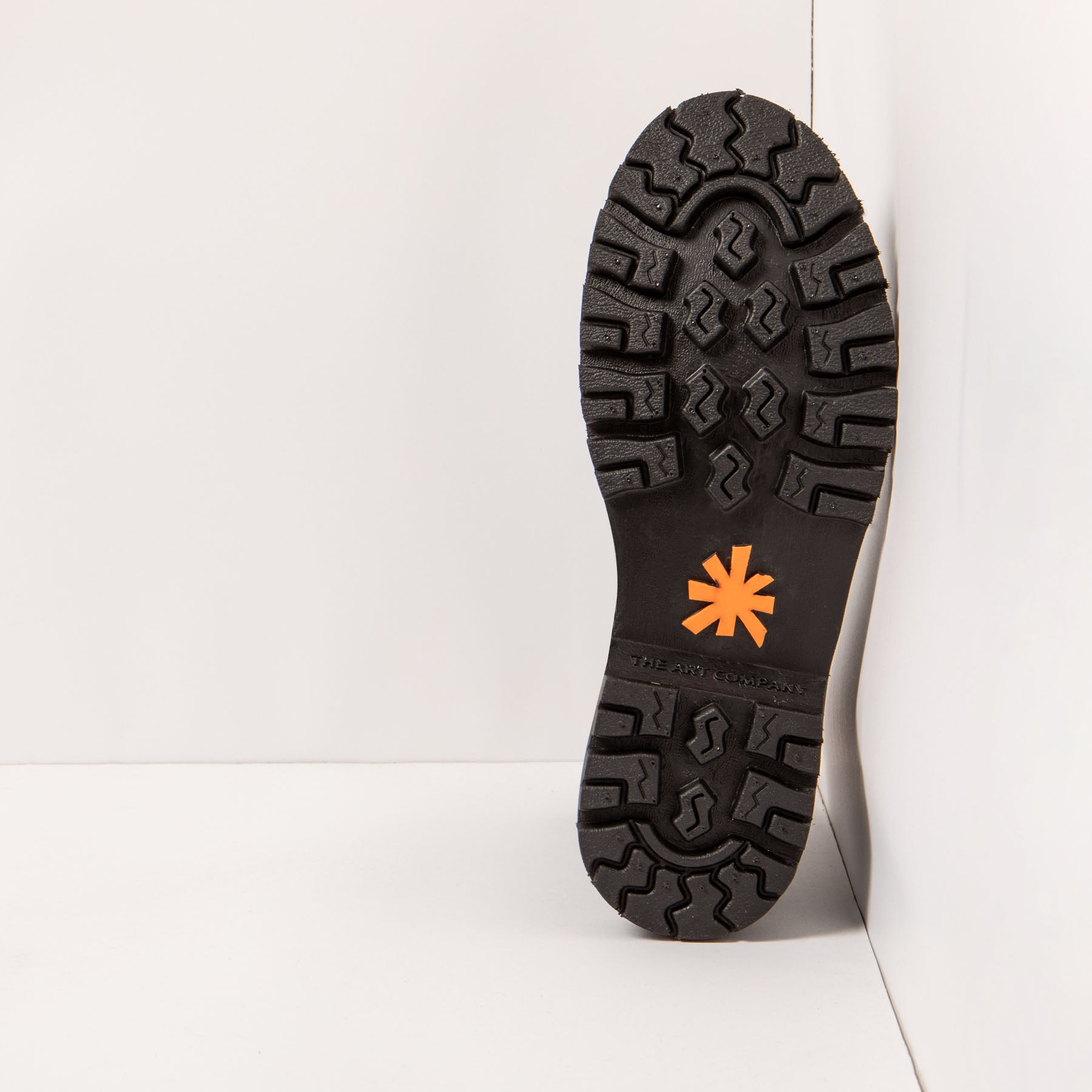 gid://shopify/Product/15693753614668_3