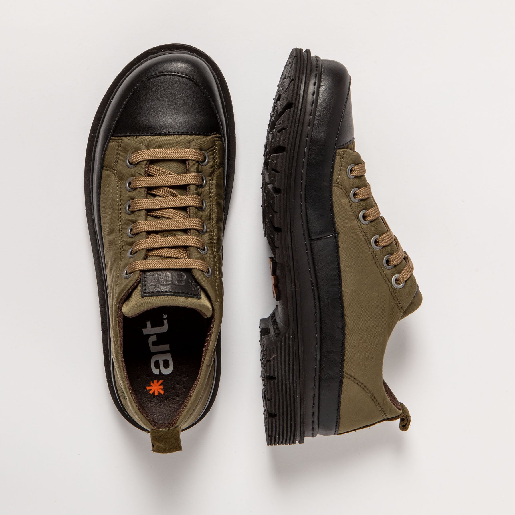 gid://shopify/Product/15694296940876_4