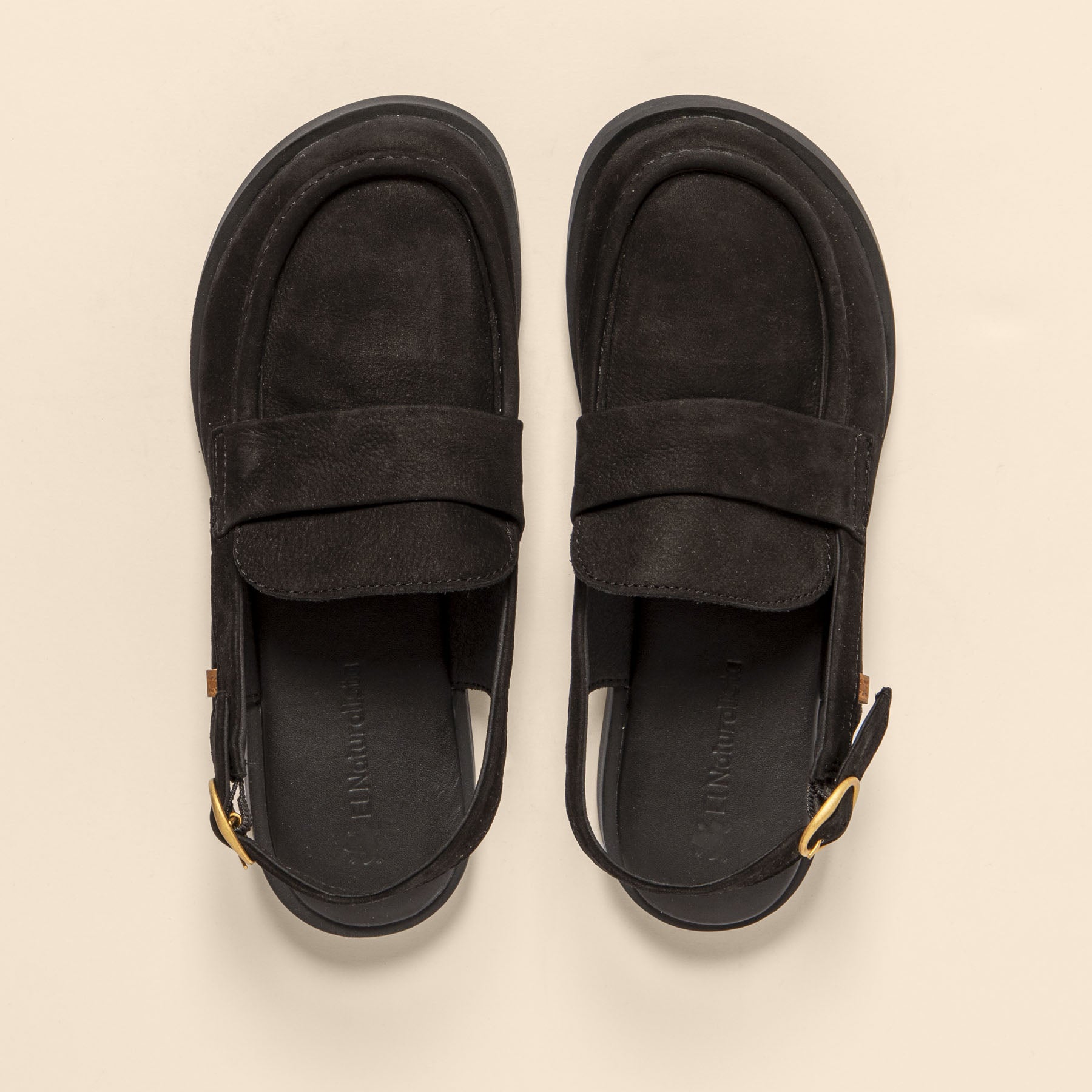 gid://shopify/Product/15700589805900_4