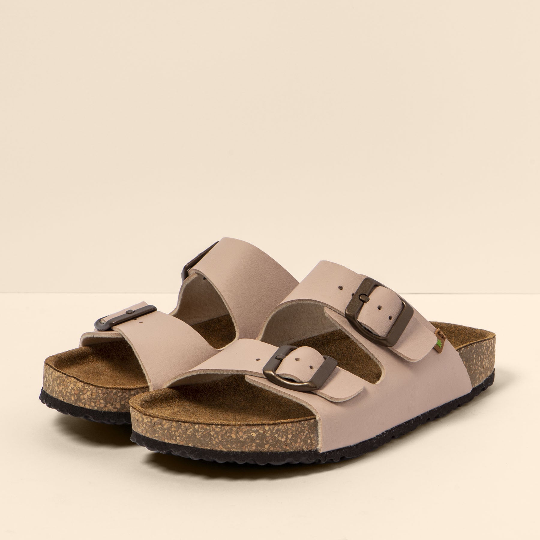 gid://shopify/Product/15700317274444_5