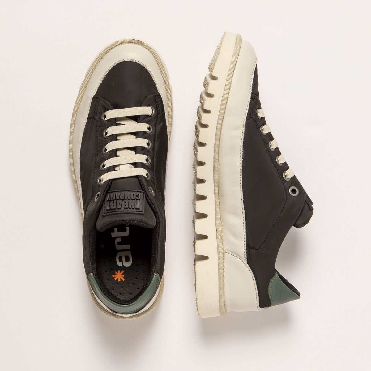 gid://shopify/Product/16172036653388_4