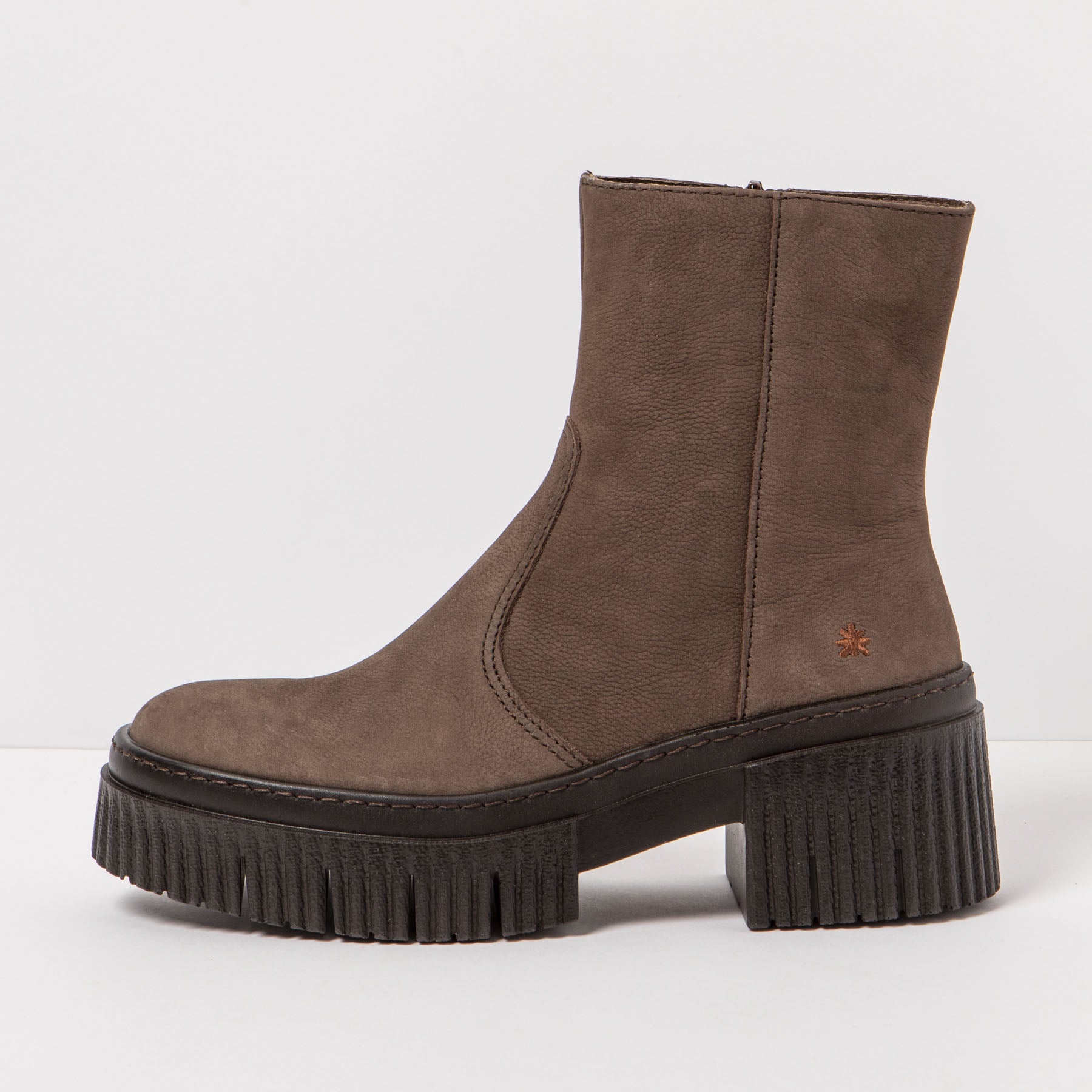 gid://shopify/Product/15785706848588_4
