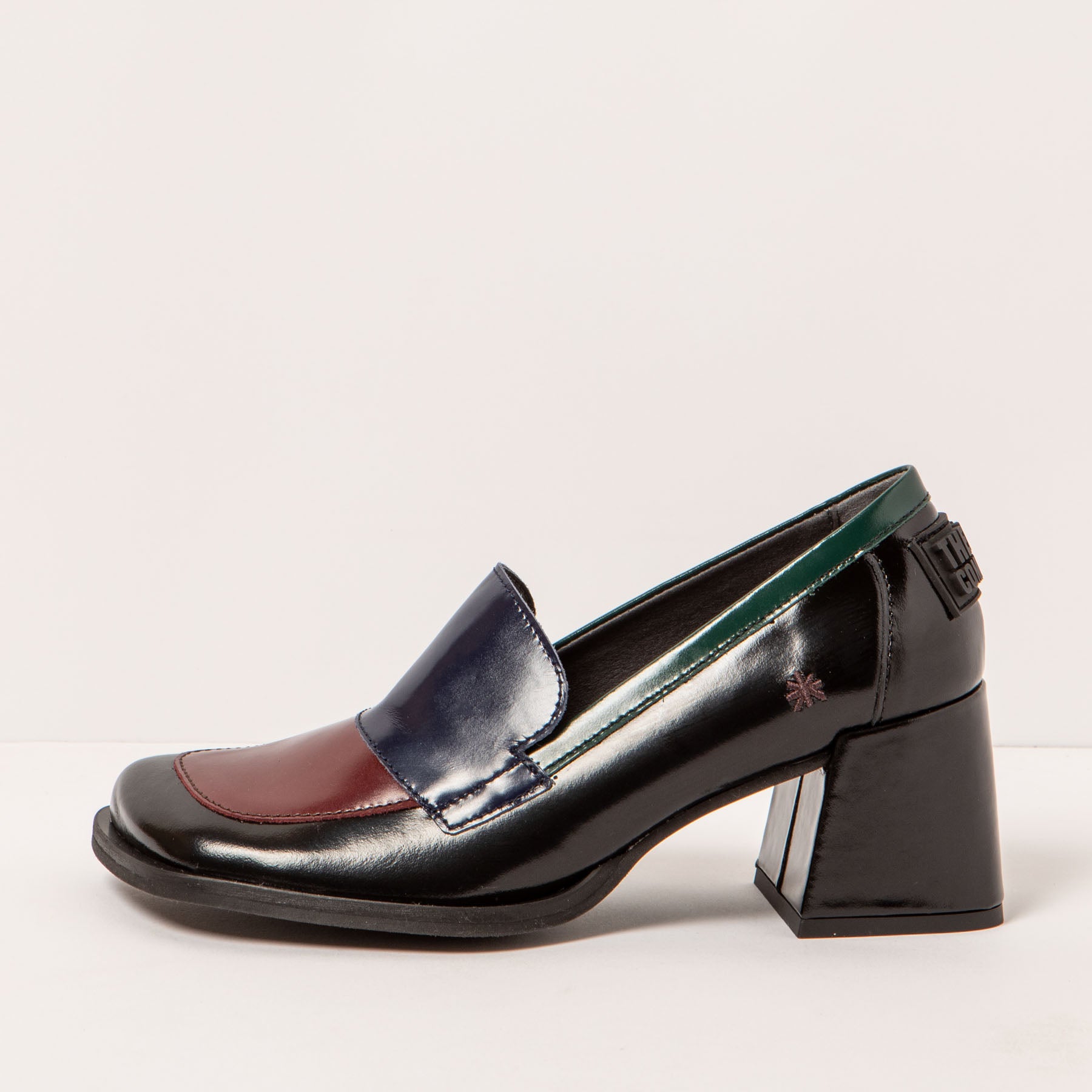 gid://shopify/Product/15694174191948_1