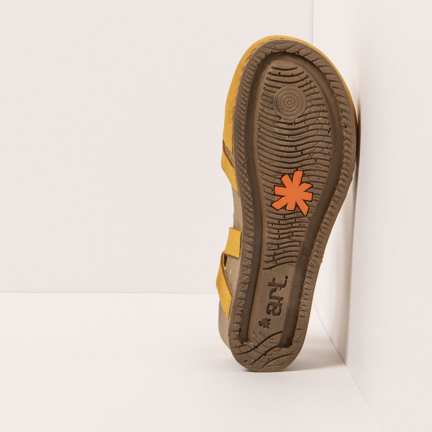 gid://shopify/Product/15693486915916_3