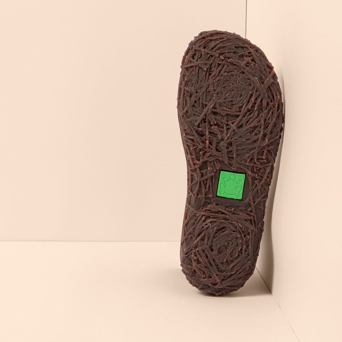 gid://shopify/Product/16124462432588_3