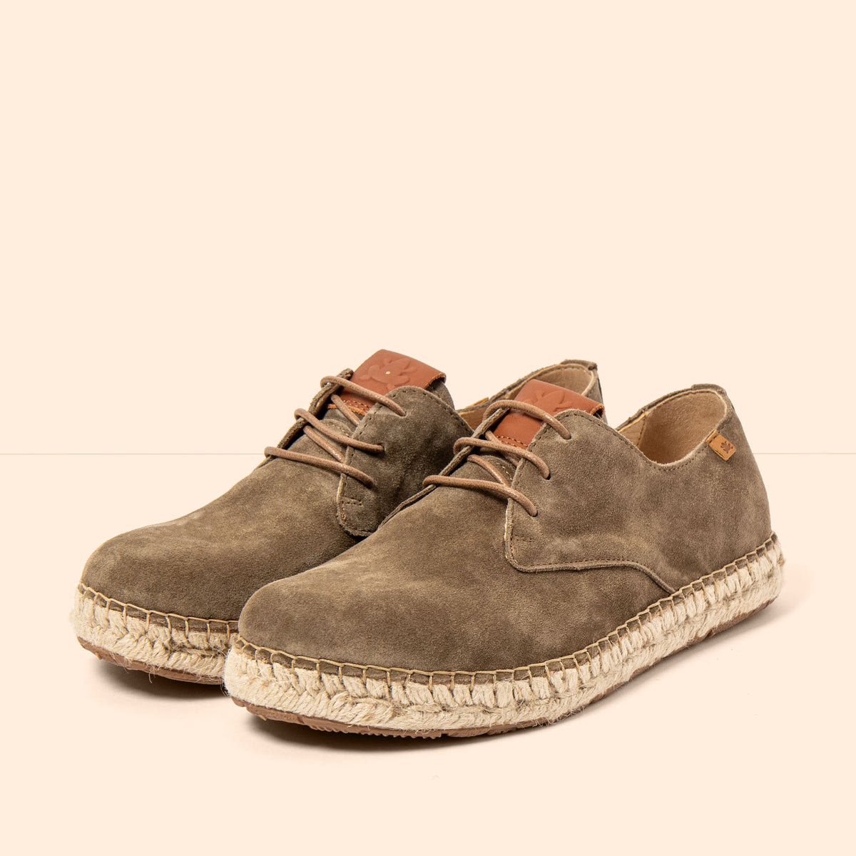 gid://shopify/Product/16124879012172_2