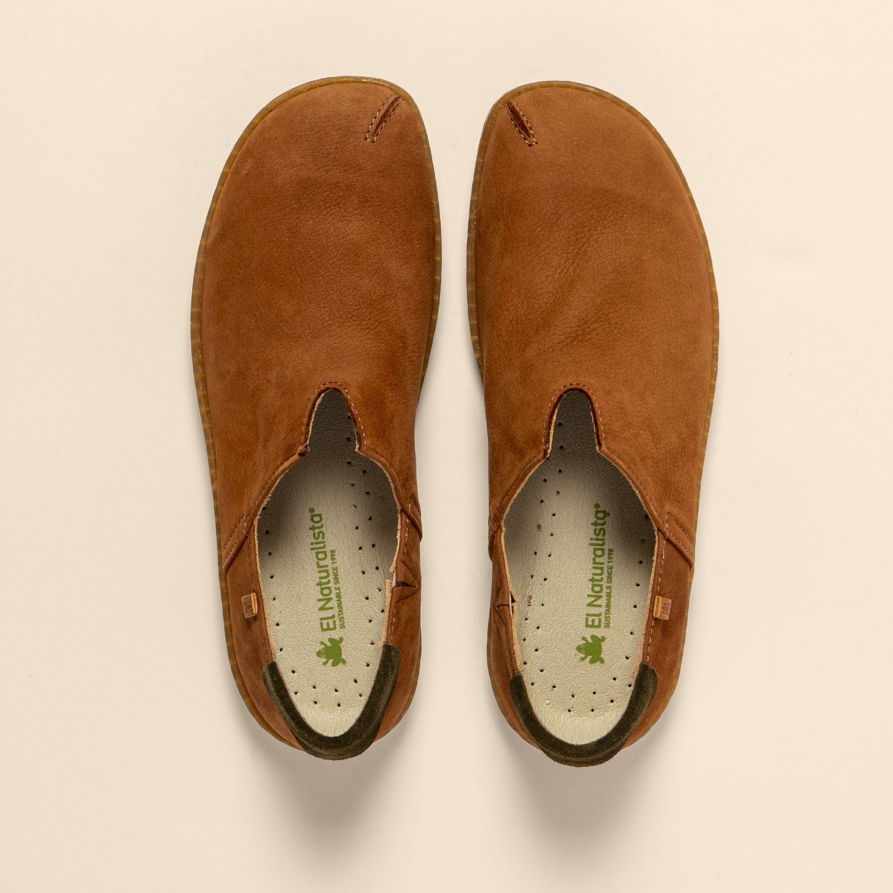 gid://shopify/Product/15700655505740_4
