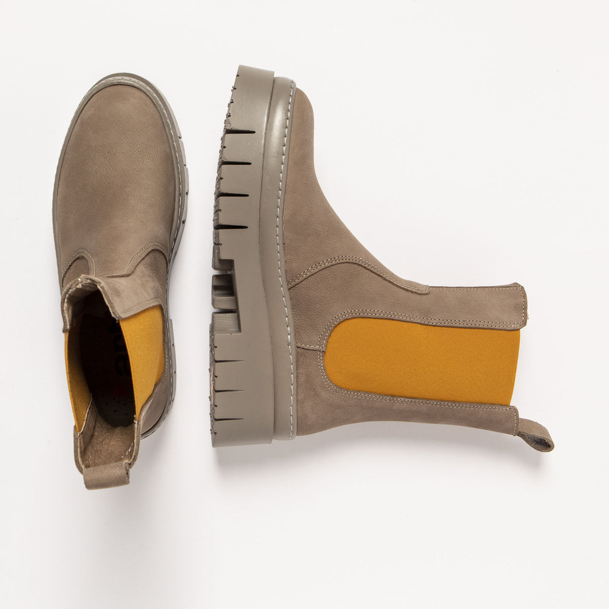 gid://shopify/Product/16171647795532_7