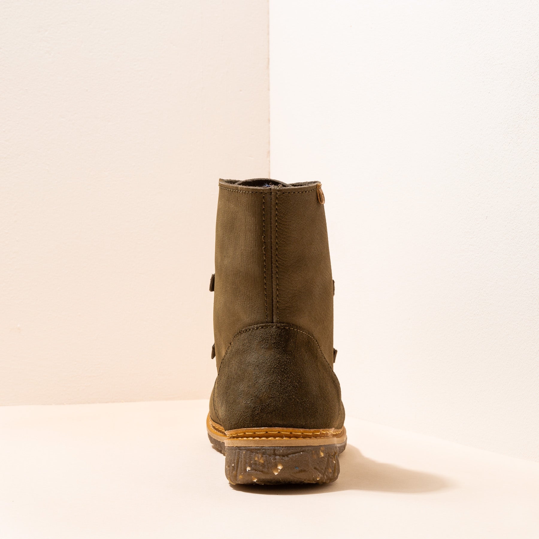 gid://shopify/Product/15699994771788_8