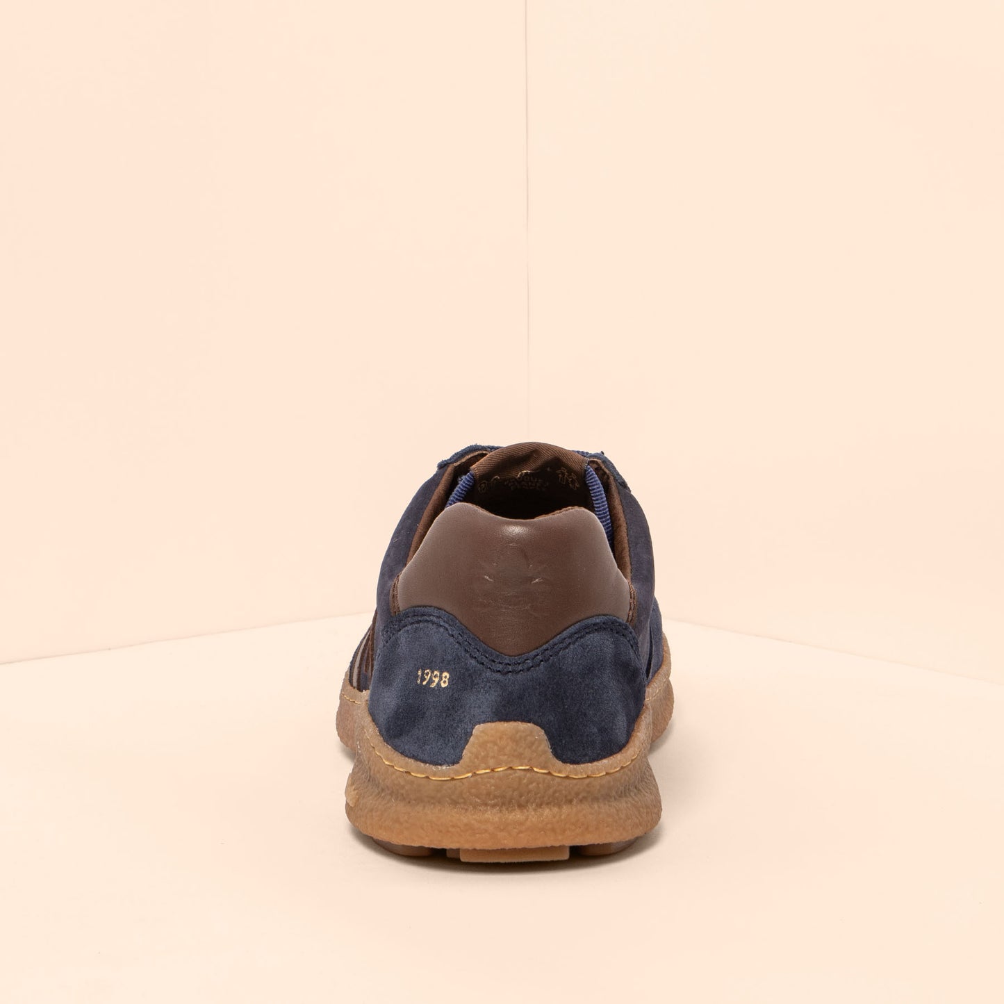 gid://shopify/Product/15700760428876_5