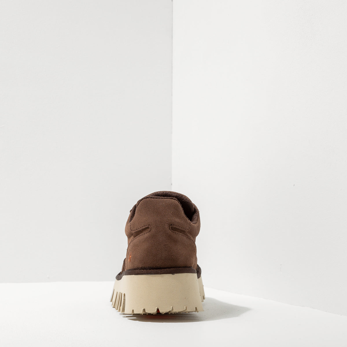 gid://shopify/Product/16171536580940_5
