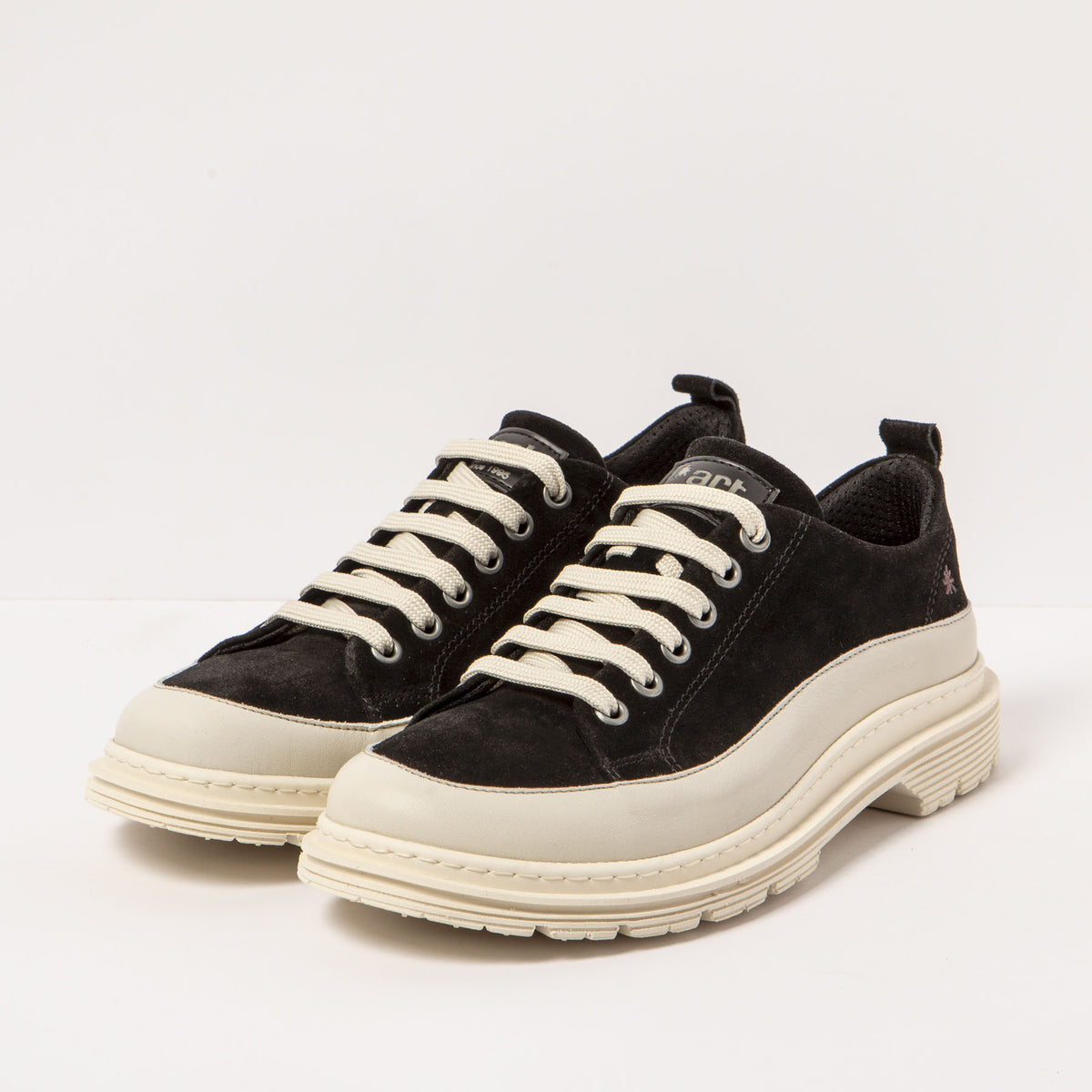 gid://shopify/Product/16171592876364_2