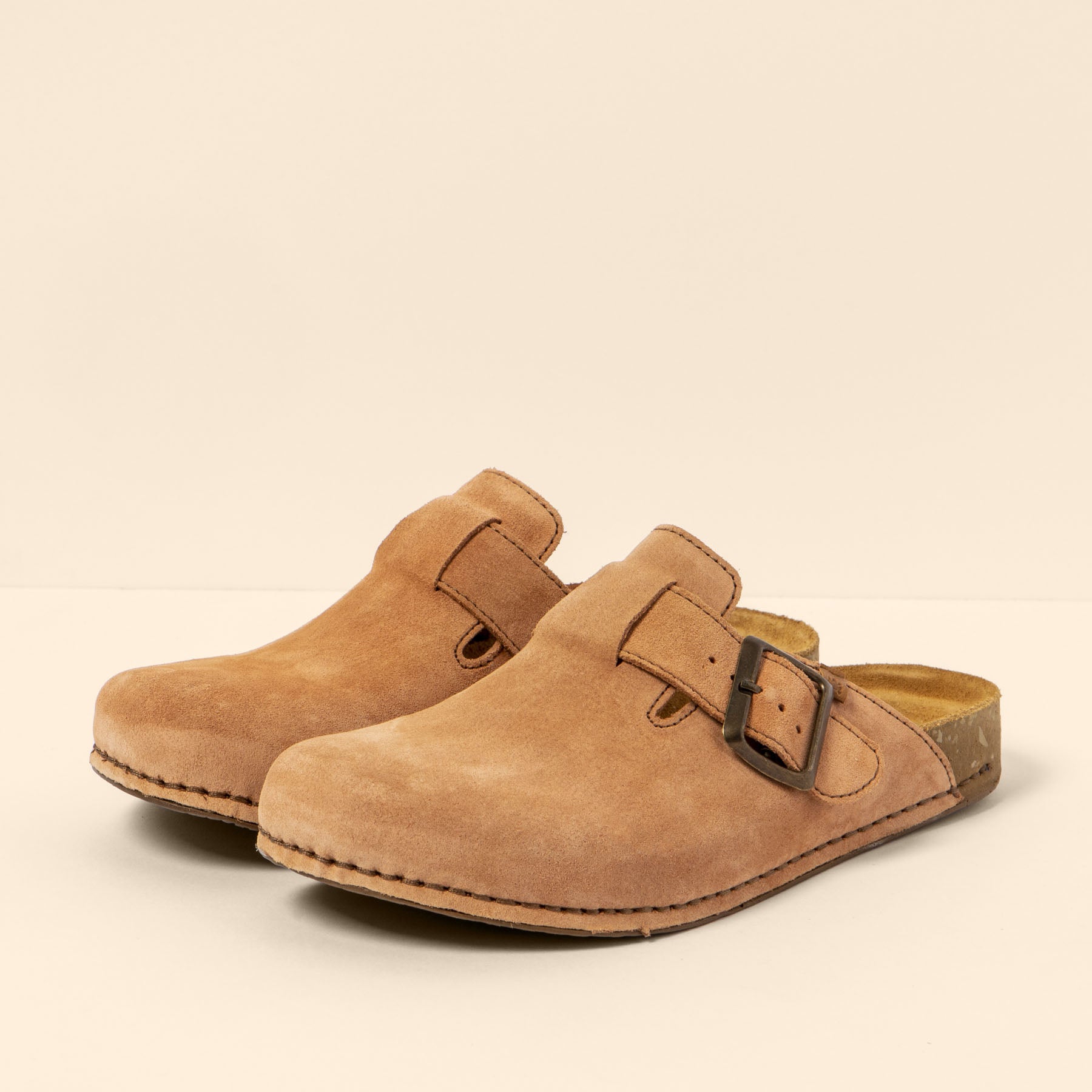 gid://shopify/Product/15700071678284_5