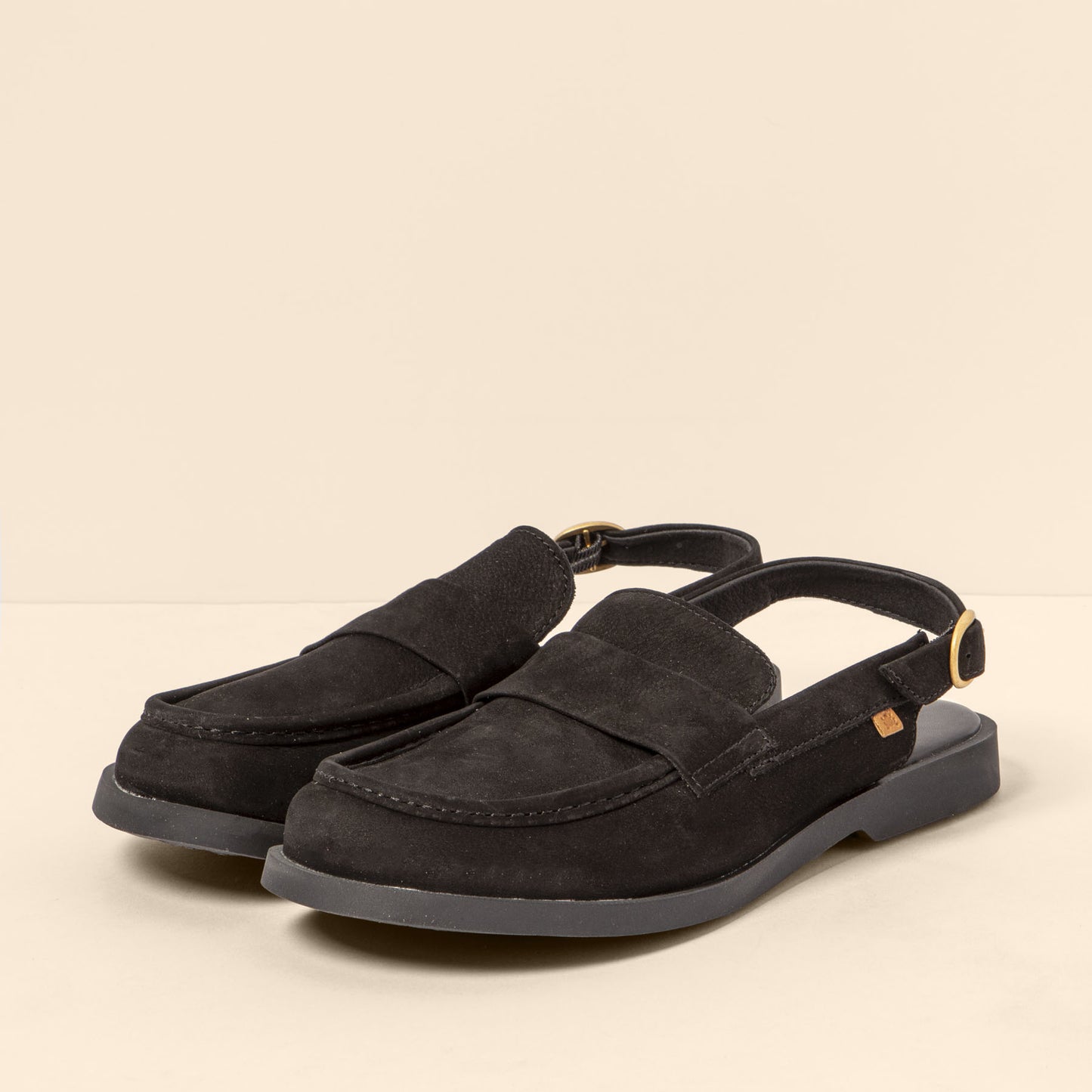 gid://shopify/Product/15700589805900_2