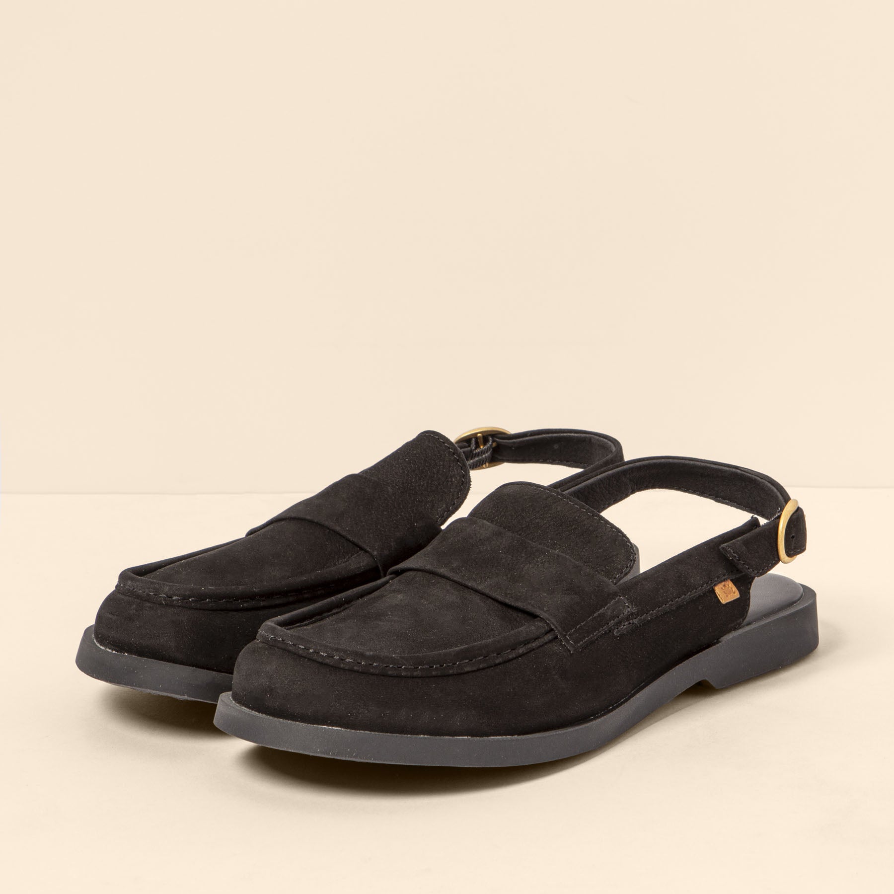 gid://shopify/Product/15700589805900_2