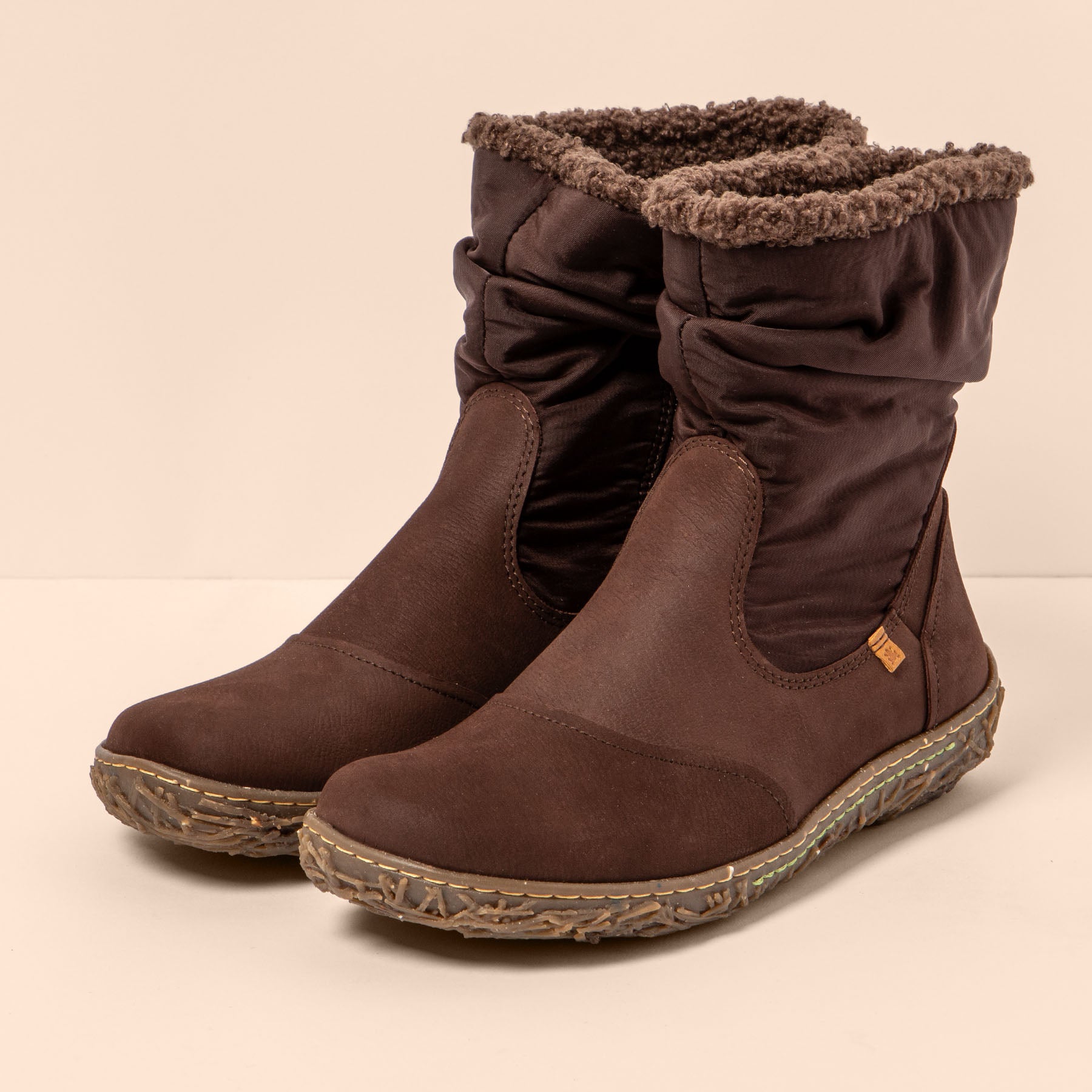 gid://shopify/Product/15700892025164_2