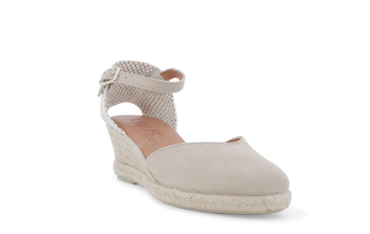 gid://shopify/Product/15686110413132_2