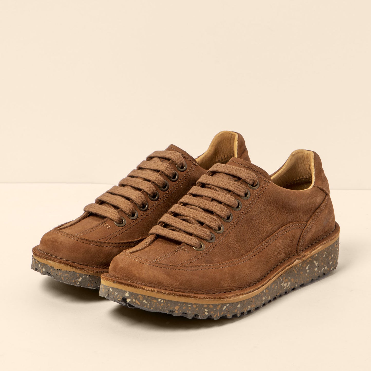 gid://shopify/Product/15700031832396_5
