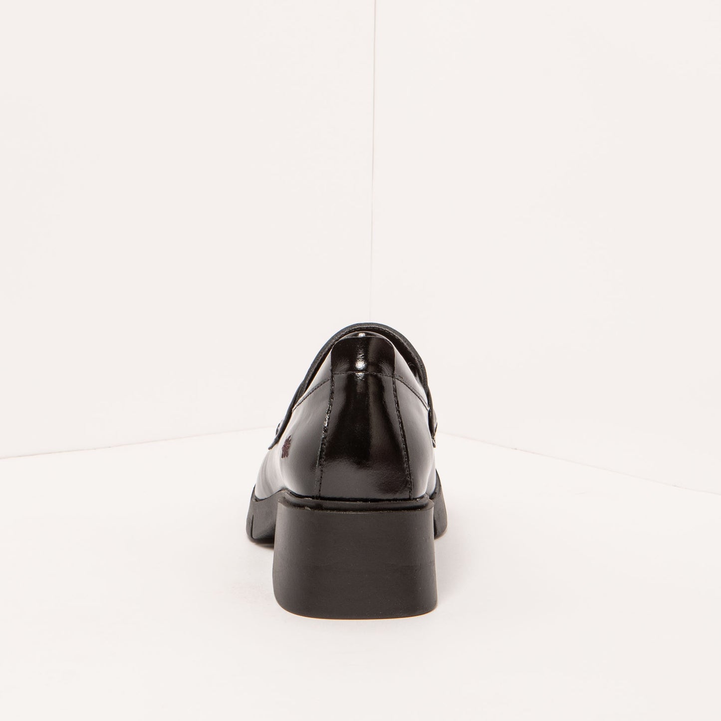 gid://shopify/Product/15693764854092_5