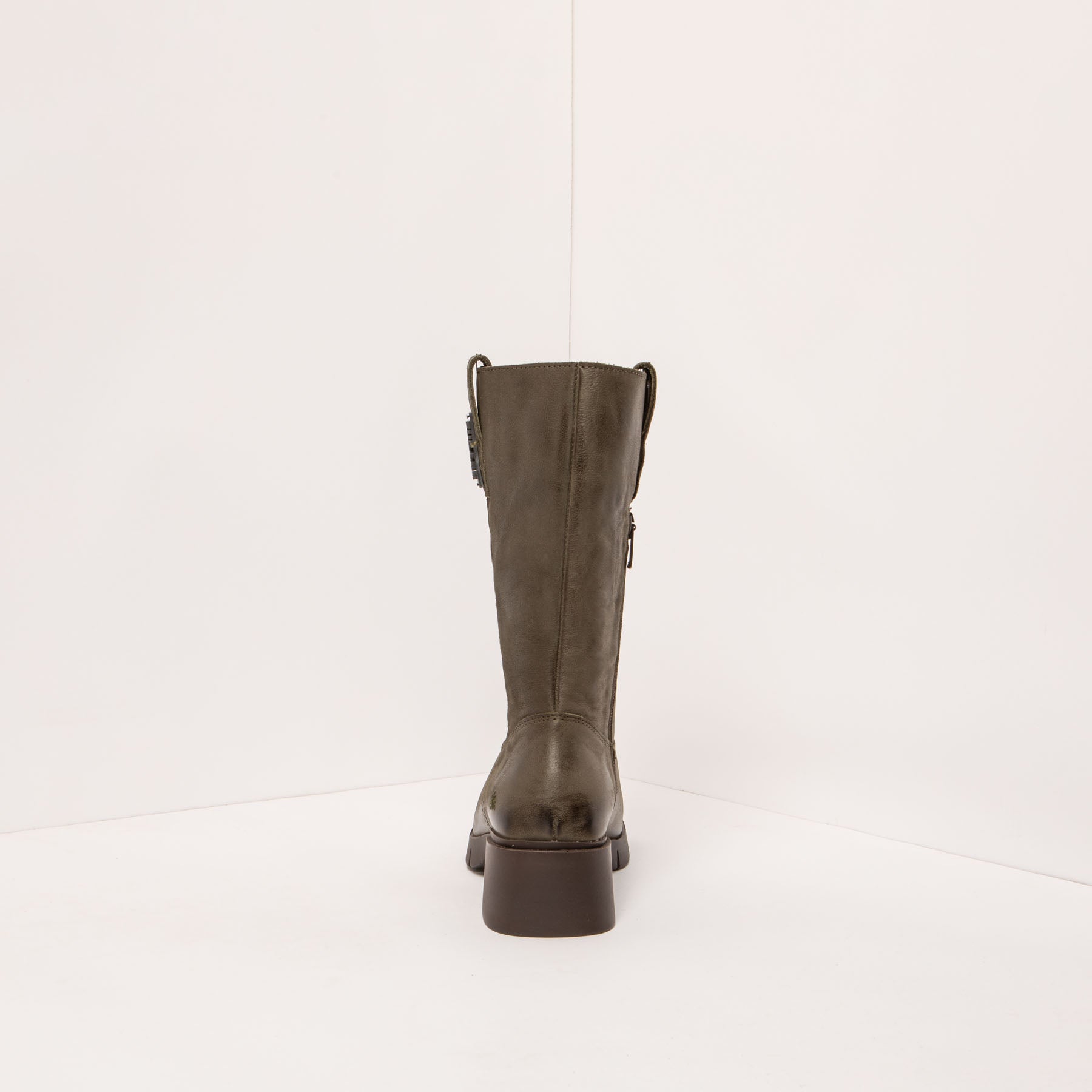gid://shopify/Product/15693814989132_5