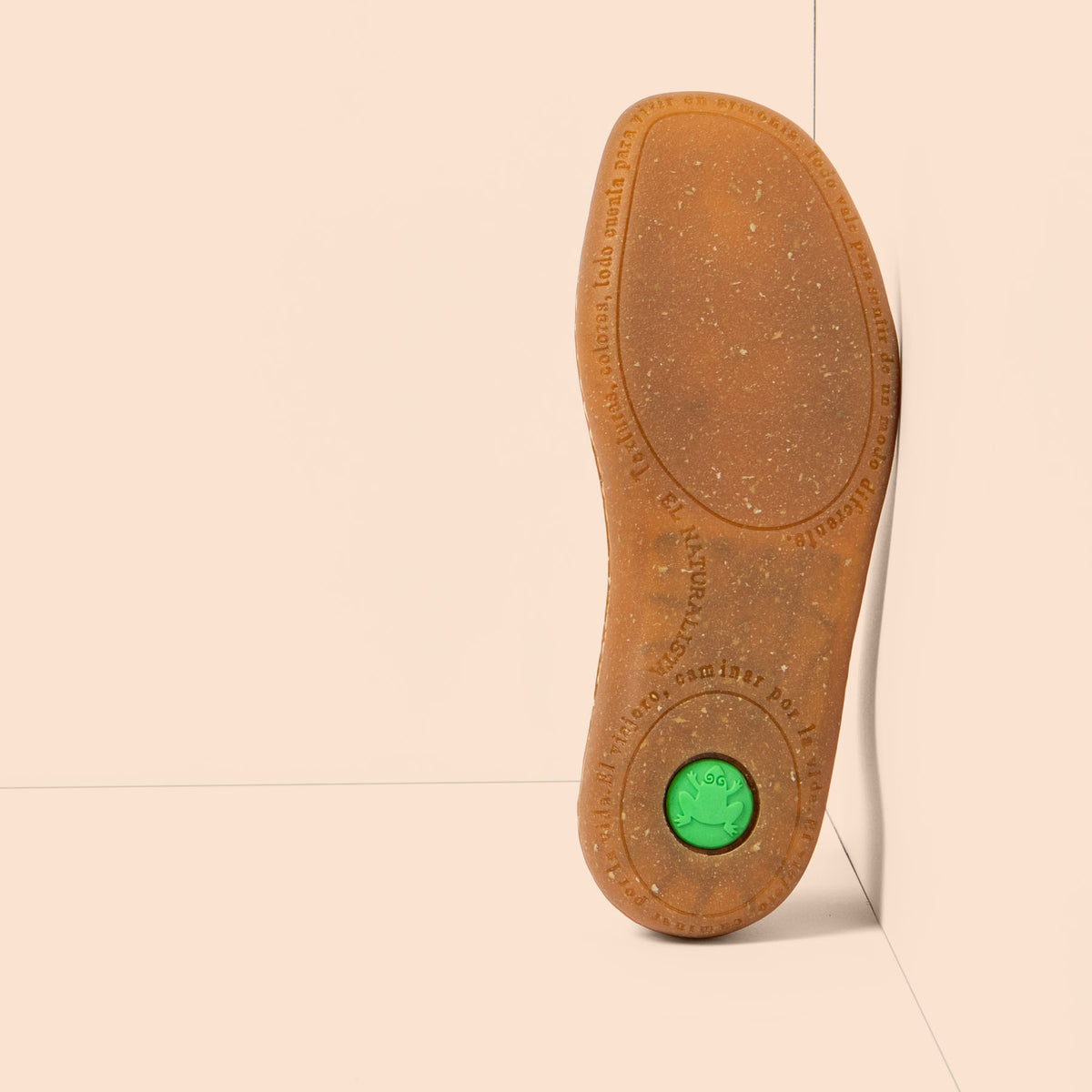 gid://shopify/Product/16124682862924_3