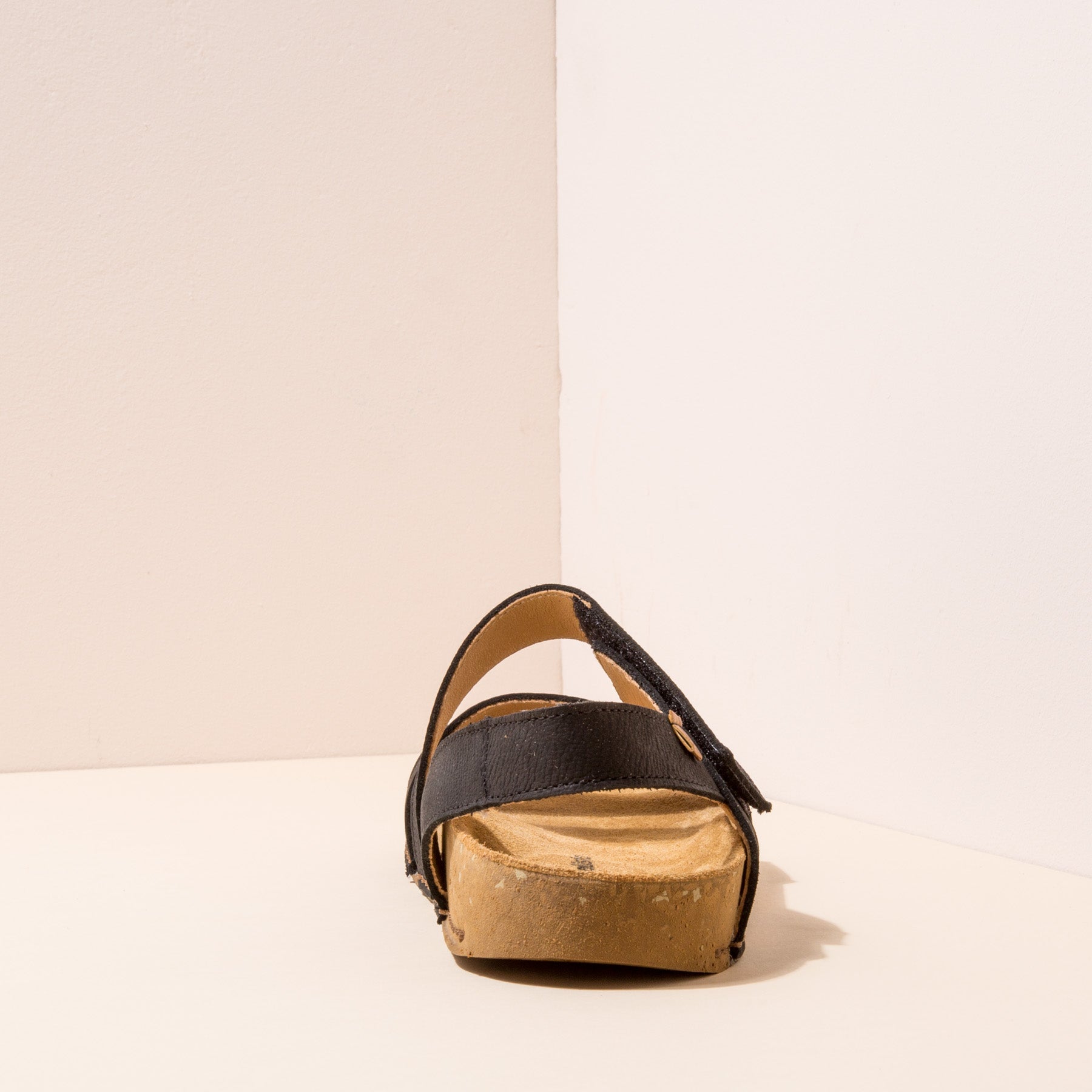 gid://shopify/Product/15700060406092_5