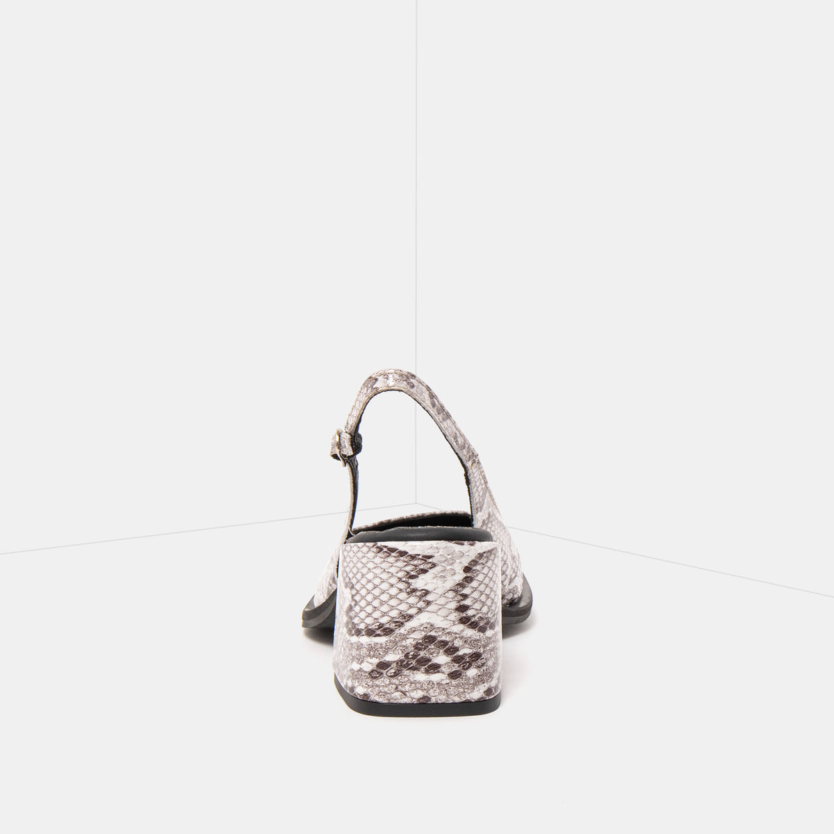 gid://shopify/Product/16173065306444_5