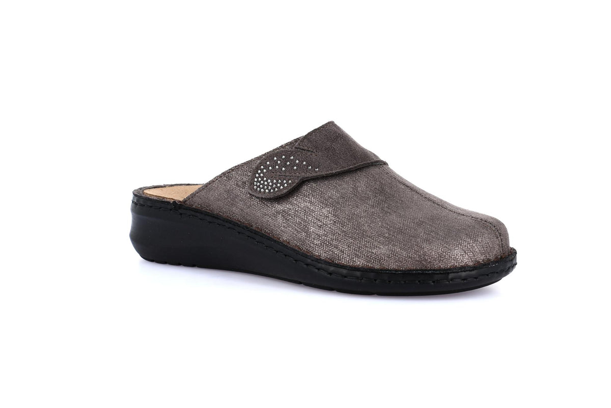 gid://shopify/Product/16106824991052_1