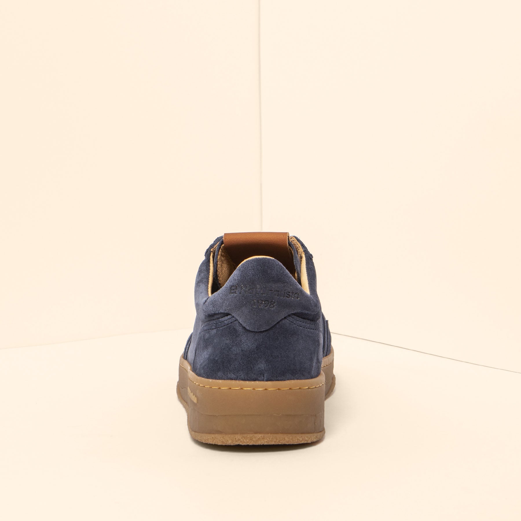 gid://shopify/Product/15700105101644_8