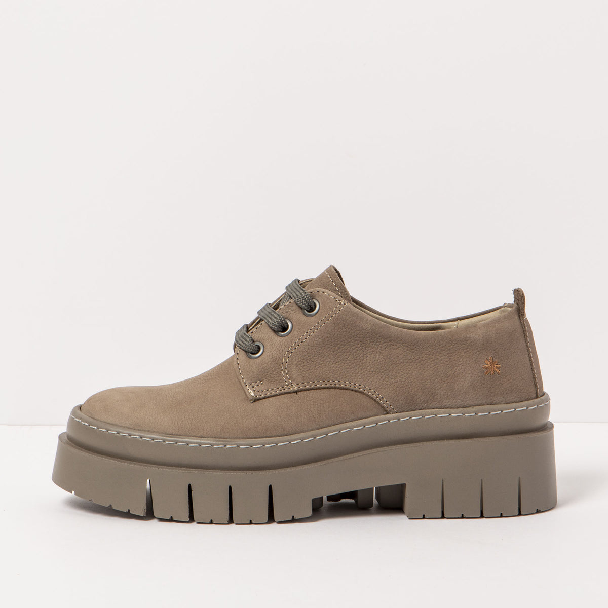 gid://shopify/Product/16171599233356_4
