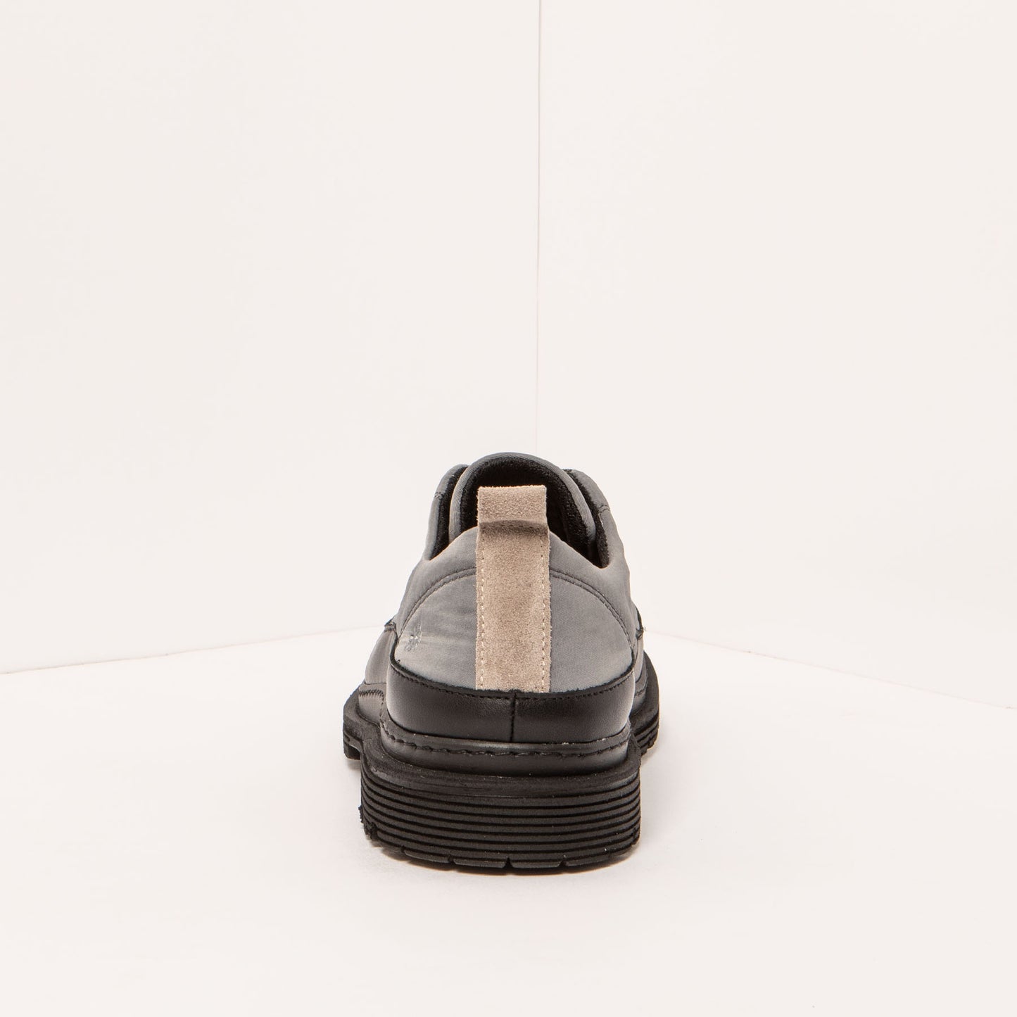 gid://shopify/Product/15694300479820_5