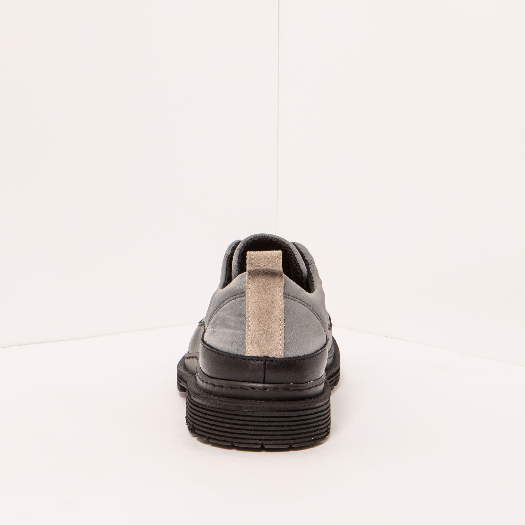 gid://shopify/Product/15694300479820_5