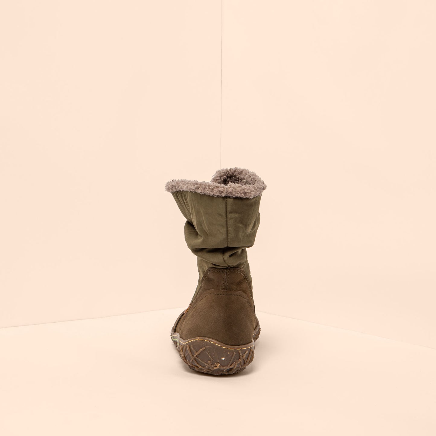 gid://shopify/Product/15700893499724_5