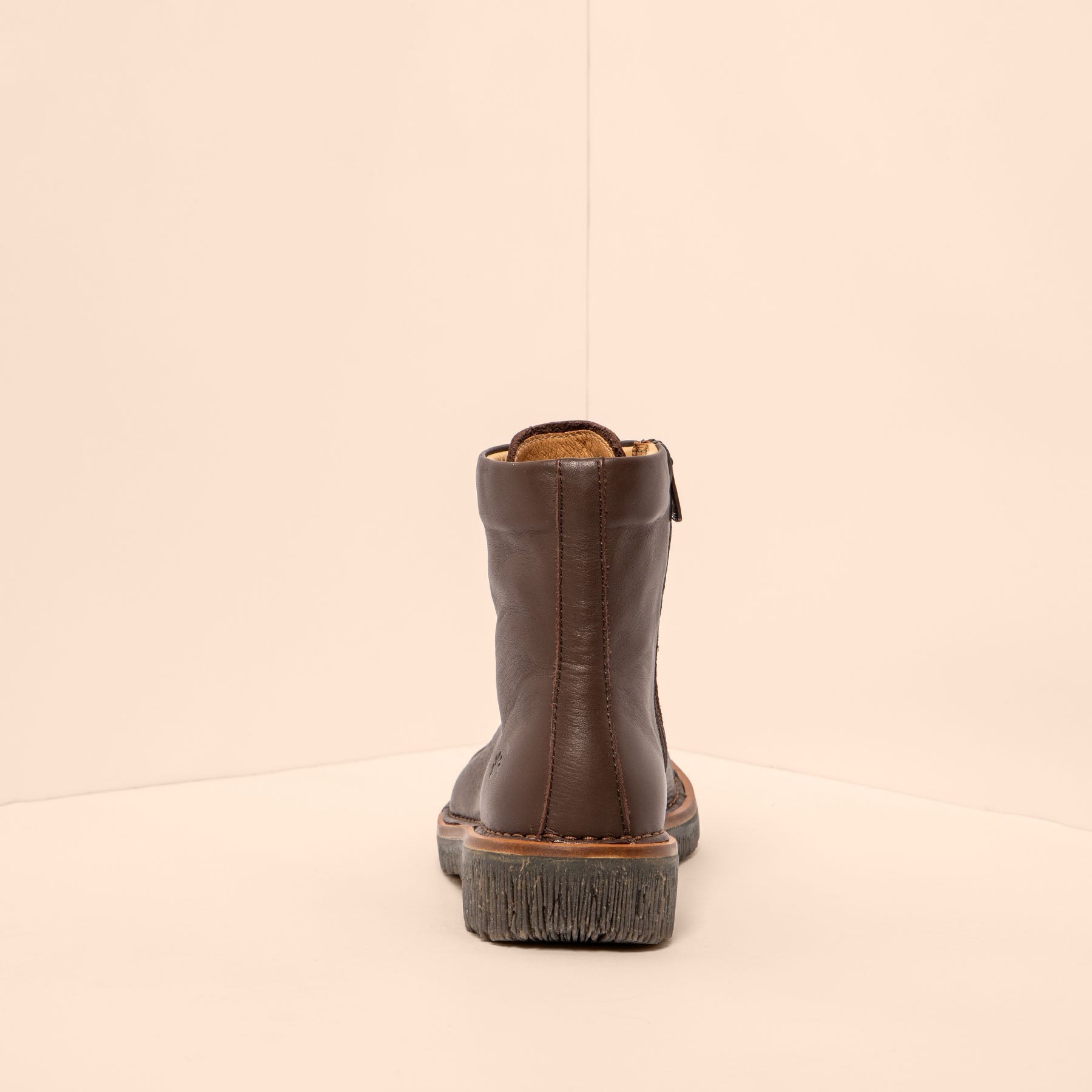 gid://shopify/Product/15700812202316_5