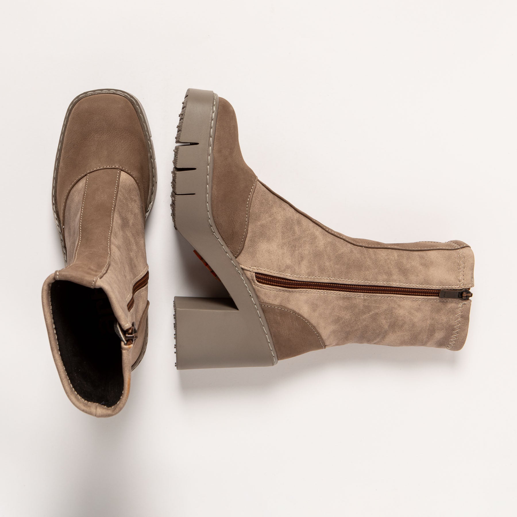 gid://shopify/Product/15694351925580_4